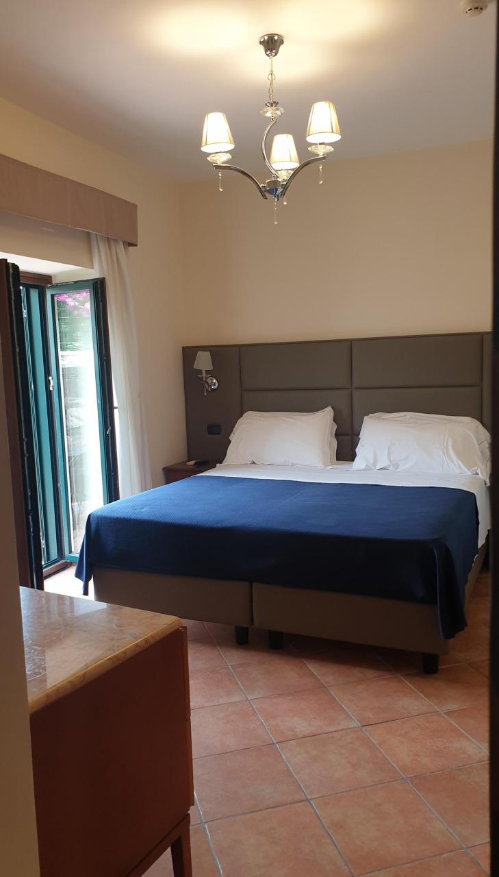 Apartamento Superior con jardín-2